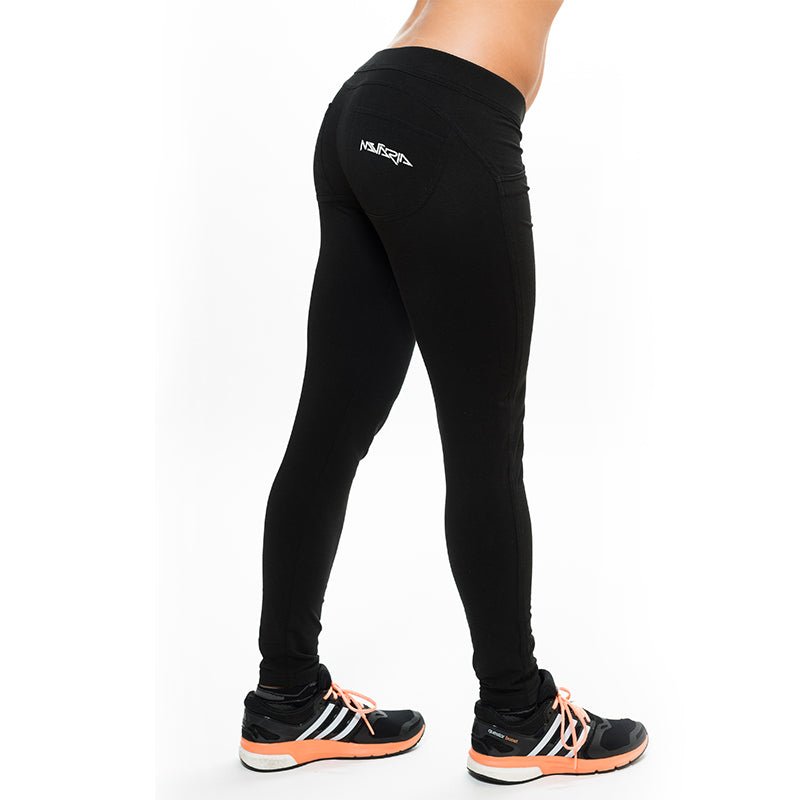 Mutaria Jeans Fit Black